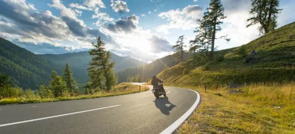 Geschenkidee für Motorradfahrer Gutschein für Motorradhotels